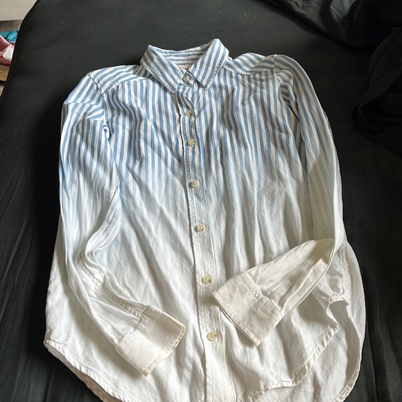 Mossimo Supply Co. blue ombré Boyfriend fit button up - Picture 4 of 6